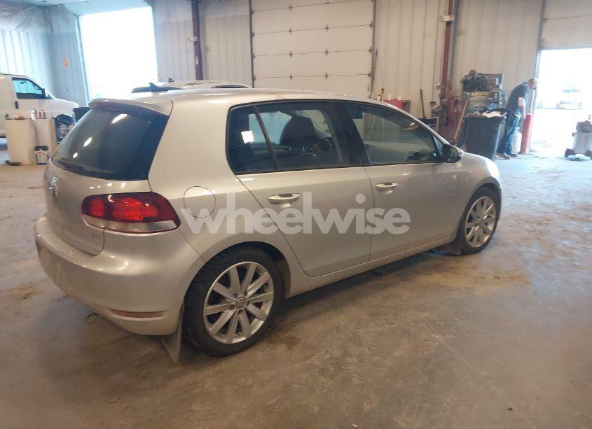 Photo 4 of 2011 Volkswagen Golf TDI 4-DOOR (VIN WVWDM7AJ4BW144415)