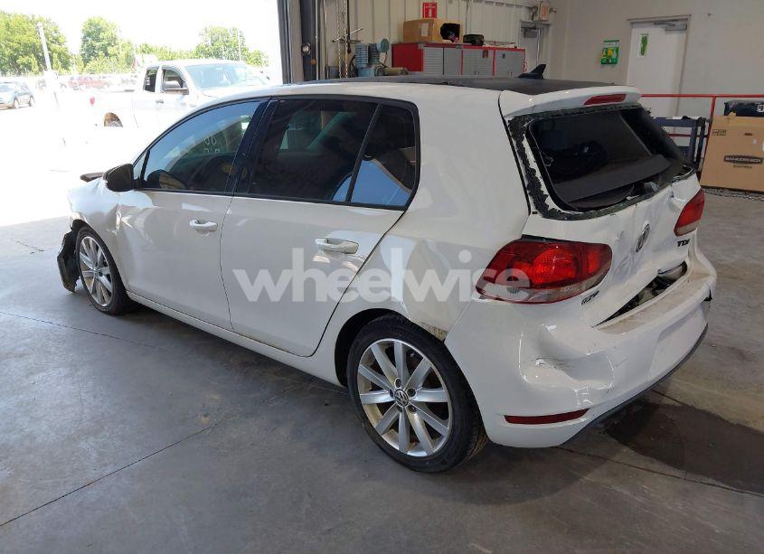 Photo 3 of 2011 Volkswagen Golf TDI 4-DOOR (VIN WVWDM7AJ4BW157813)
