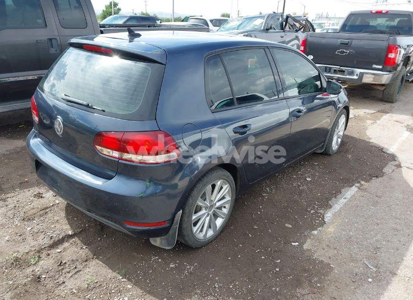 Photo 4 of 2012 Volkswagen Golf (VIN WVWDM7AJ5CW133618)