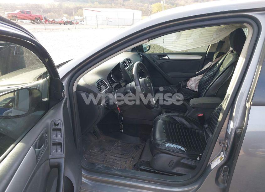 Photo 5 of 2012 Volkswagen Golf TDI 4-DOOR (VIN WVWDM7AJ9CW240204)