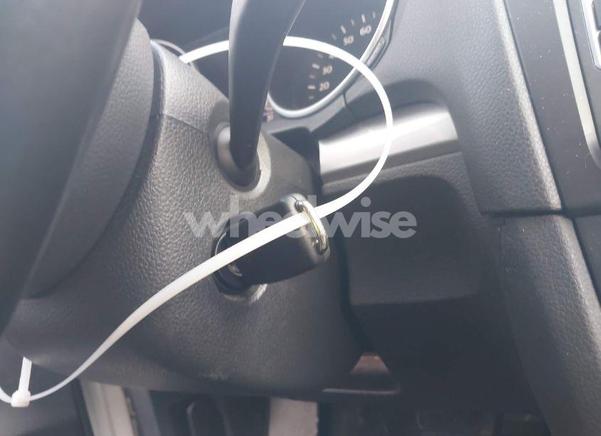 Photo 11 of 2011 Volkswagen Golf TDI 4-DOOR (VIN WVWDM9AJ4BW217990)