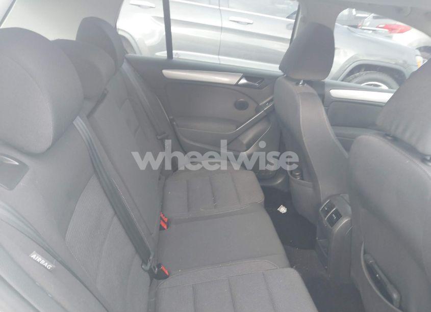 Photo 8 of 2011 Volkswagen Golf TDI 4-DOOR (VIN WVWDM9AJ4BW217990)