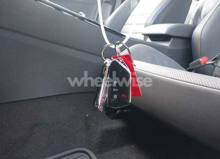 Photo 11 of 2024 Volkswagen Golf R 2.0T (VIN WVWEB7CD6RW231700)