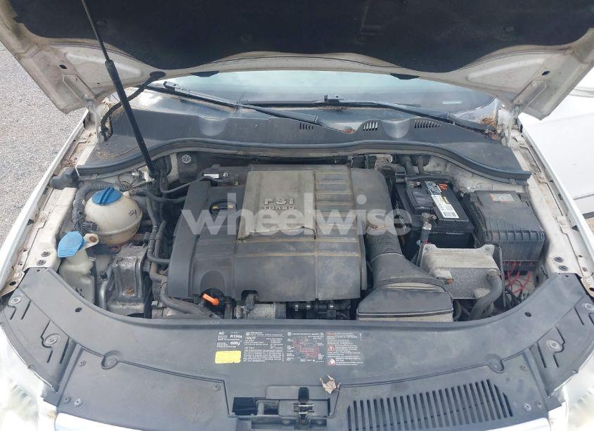 Photo 10 of 2007 Volkswagen Passat 2.0T (VIN WVWEK73C47P104958)