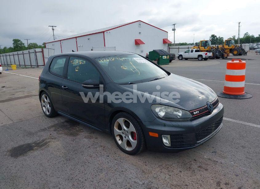 2010 Volkswagen Gti 2-DOOR (VIN WVWEV7AJ2AW377824) main photo