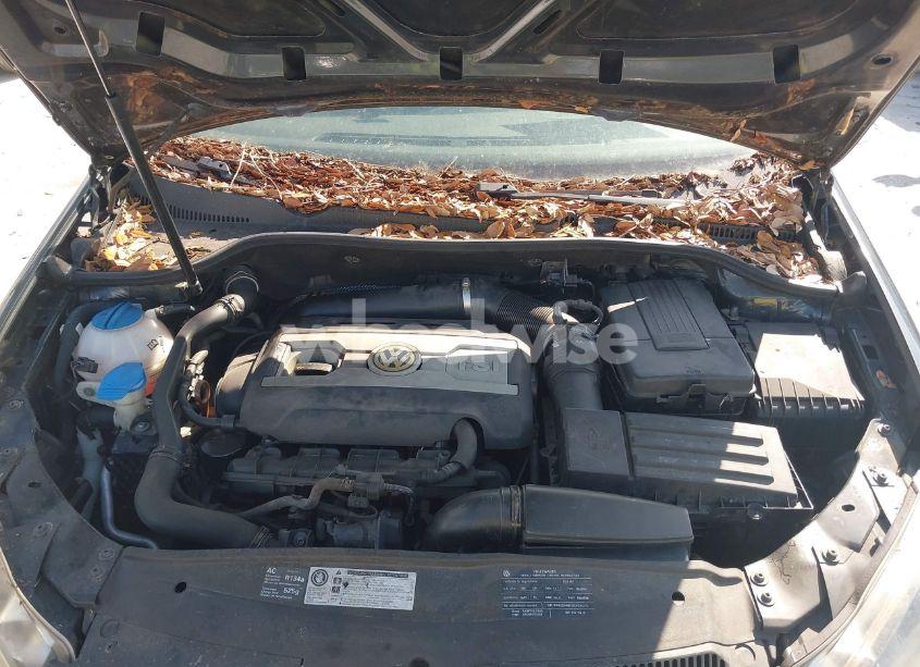 Photo 10 of 2010 Volkswagen Gti 2-DOOR (VIN WVWEV7AJ4AW394267)