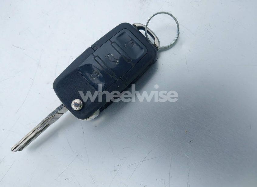 Photo 11 of 2009 Volkswagen Eos LUX (VIN WVWFA71F19V013973)