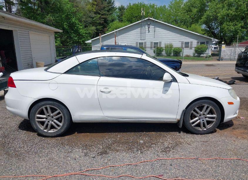 Photo 13 of 2008 Volkswagen Eos LUX (VIN WVWFA71F88V018635)