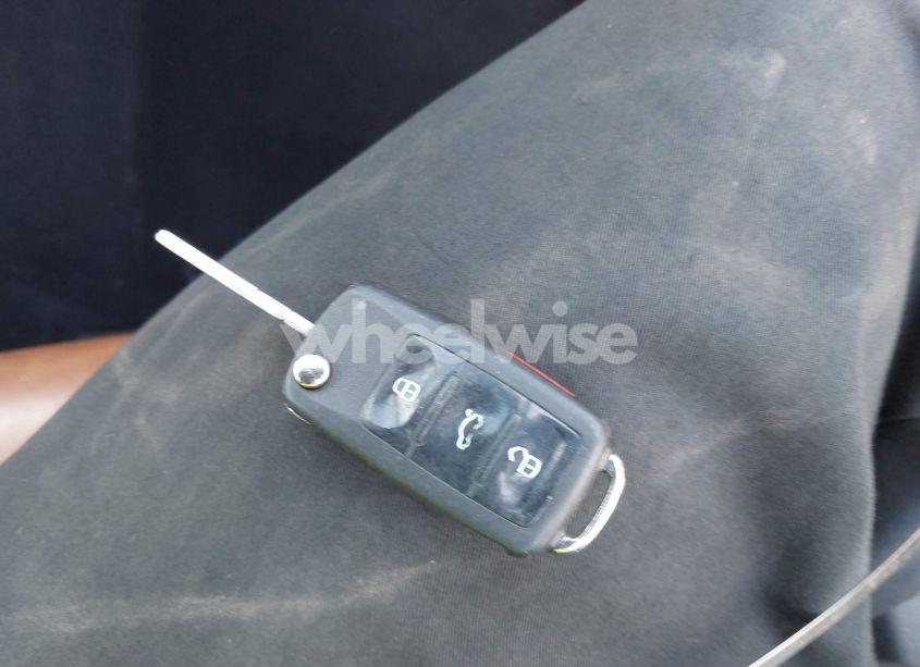 Photo 11 of 2010 Volkswagen Eos LUX (VIN WVWFA7AH1AV025675)