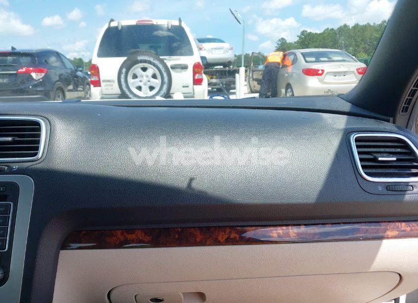 Photo 5 of 2010 Volkswagen Eos LUX (VIN WVWFA7AH5AV025386)