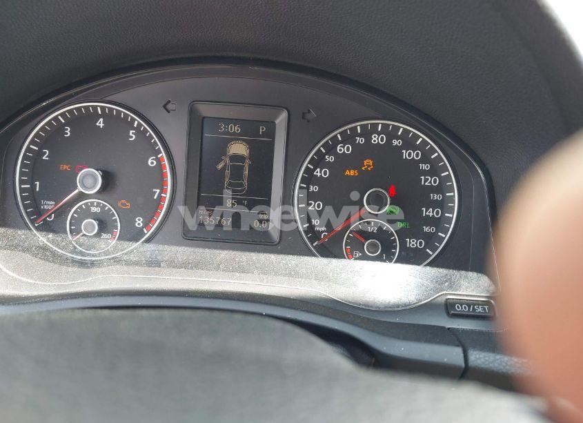 Photo 7 of 2010 Volkswagen Eos LUX (VIN WVWFA7AH5AV025386)