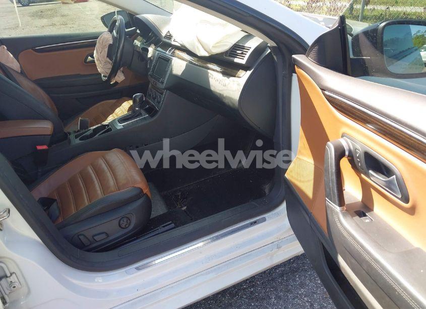 Photo 5 of 2017 Volkswagen Cc 2.0T R-LINE EXECUTIVE (VIN WVWFP7AN7HE502219)