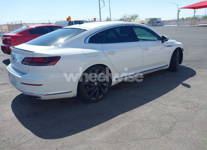 Photo 4 of 2019 Volkswagen Arteon 2.0T SE R-LINE (VIN WVWFR7AN3KE027315)