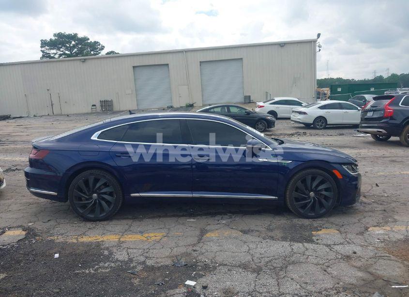 Photo 13 of 2019 Volkswagen Arteon 2.0T SE R-LINE (VIN WVWFR7AN8KE031697)