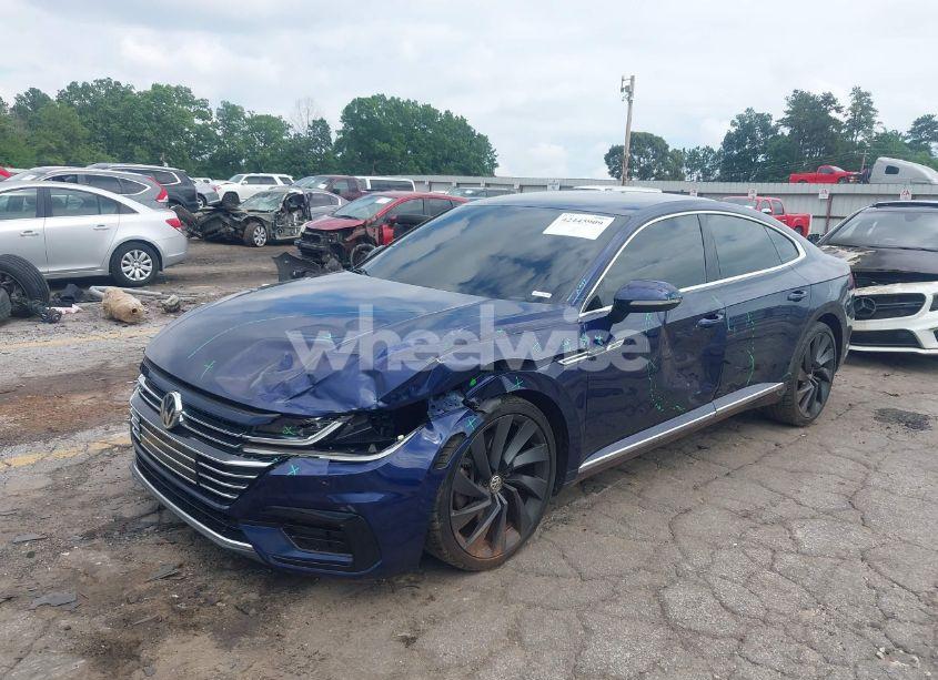 Photo 2 of 2019 Volkswagen Arteon 2.0T SE R-LINE (VIN WVWFR7AN8KE031697)