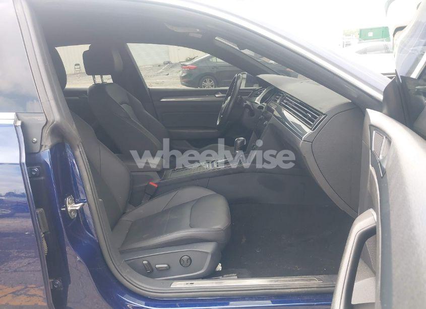 Photo 5 of 2019 Volkswagen Arteon 2.0T SE R-LINE (VIN WVWFR7AN8KE031697)