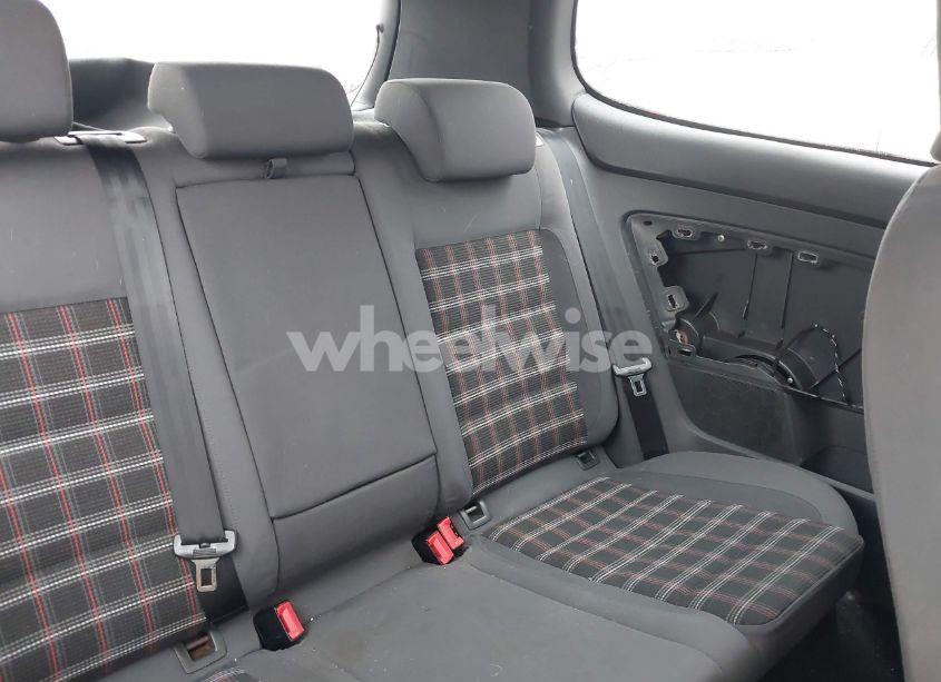 Photo 8 of 2009 Volkswagen Gti 2-DOOR (VIN WVWFV71K49W139630)
