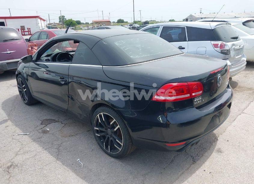 Photo 3 of 2013 Volkswagen Eos LUX (VIN WVWFW8AH7DV004132)