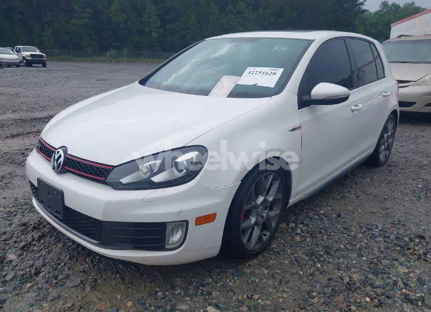 Photo 2 of 2014 Volkswagen Gti DRIVER'S EDITION (VIN WVWGD7AJ3EW001814)