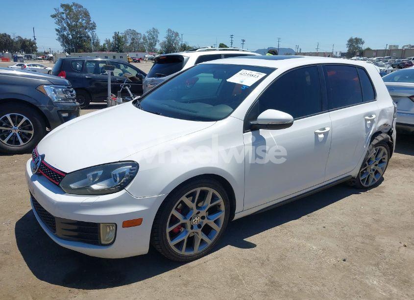 Photo 2 of 2014 Volkswagen Gti DRIVER'S EDITION (VIN WVWGD7AJ4EW000302)