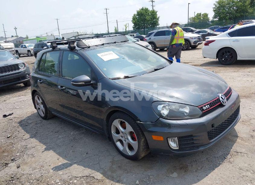 2010 Volkswagen Gti 4-DOOR (VIN WVWGD7AJ7AW426558) main photo