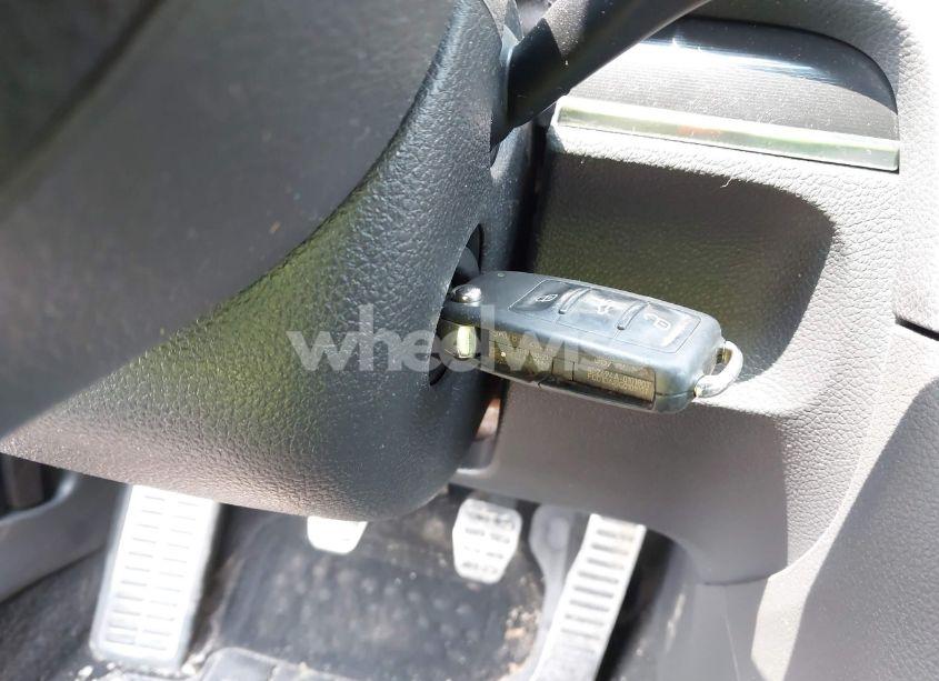 Photo 11 of 2010 Volkswagen Gti 4-DOOR (VIN WVWGD7AJ7AW426558)