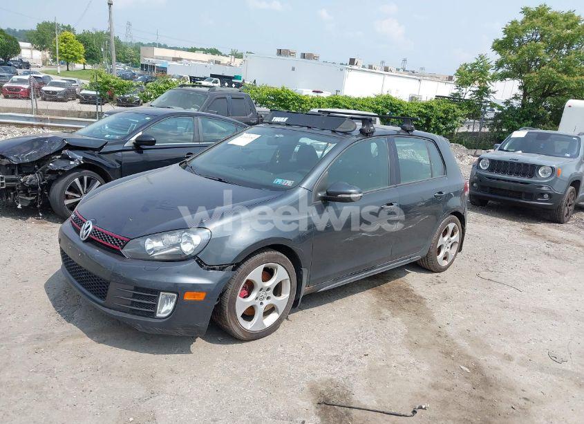 Photo 2 of 2010 Volkswagen Gti 4-DOOR (VIN WVWGD7AJ7AW426558)