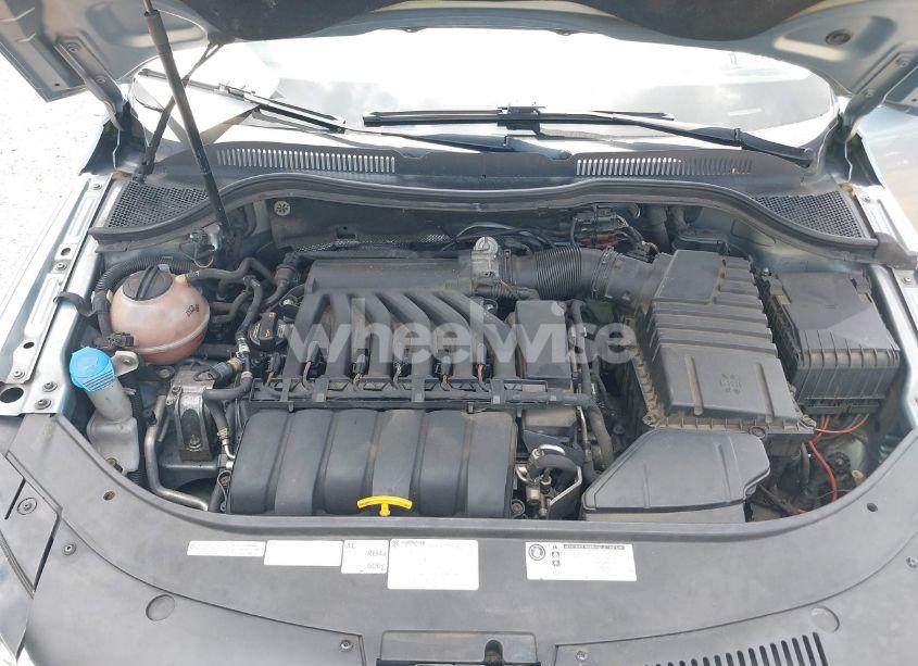 Photo 10 of 2013 Volkswagen Cc 3.6L VR6 EXECUTIVE (VIN WVWGU7AN3DE524175)
