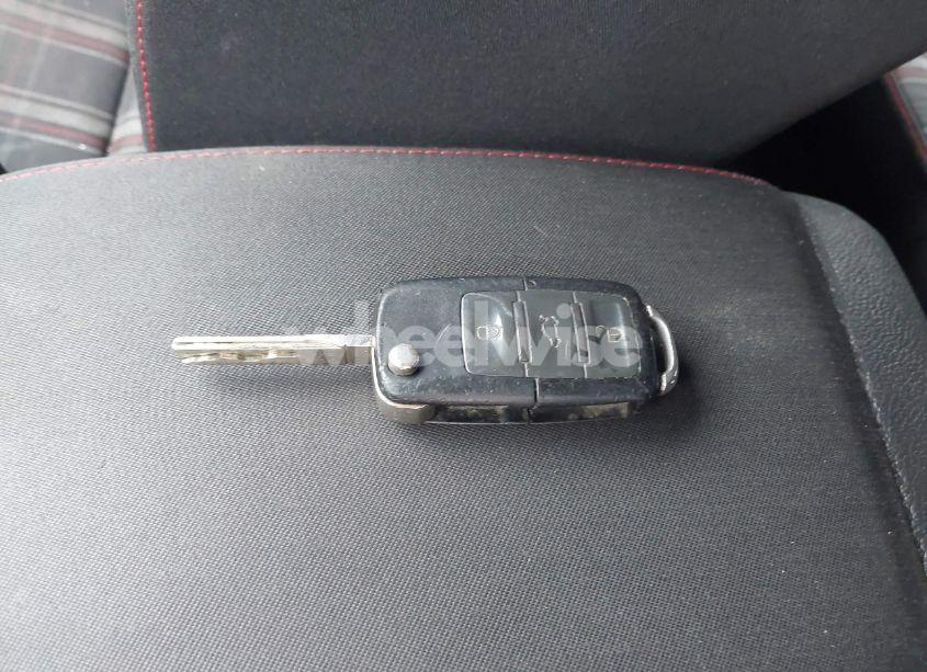 Photo 11 of 2010 Volkswagen Gti 4-DOOR (VIN WVWGV7AJ9AW173921)