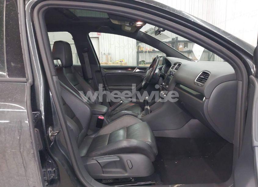 Photo 5 of 2010 Volkswagen Gti 4-DOOR (VIN WVWGV9AJ1AW313598)