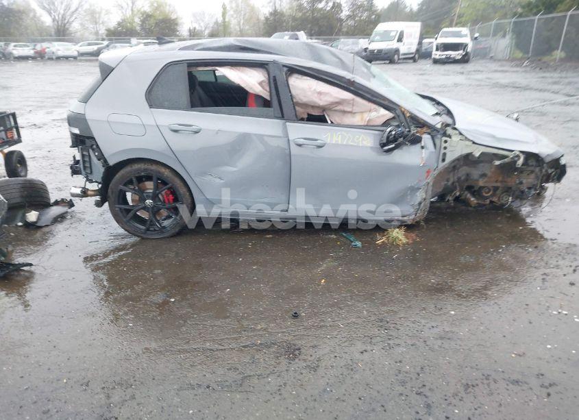 Photo 13 of 2024 Volkswagen Golf GTI 2.0T 380 S (VIN WVWHA7CD1RW135781)