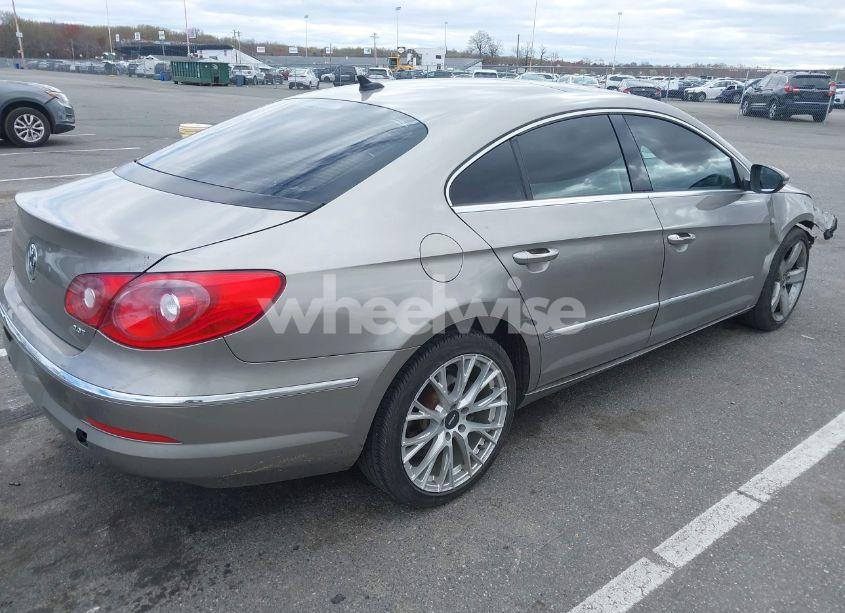 Photo 4 of 2011 Volkswagen Cc LUX PLUS (VIN WVWHP7AN4BE705360)
