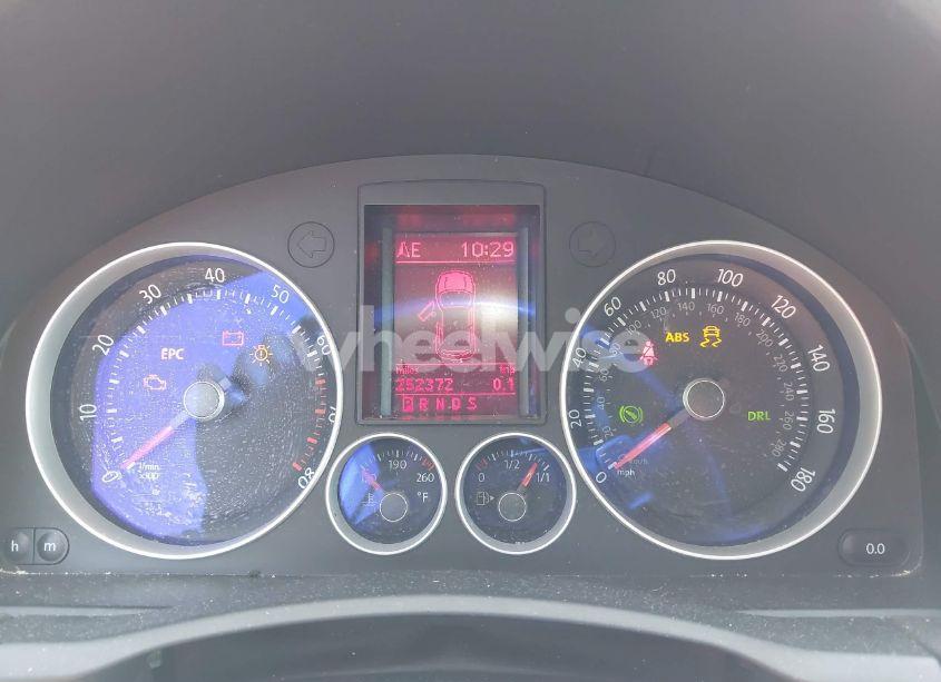 Photo 7 of 2009 Volkswagen Gti 4-DOOR (VIN WVWHV71K09W140637)