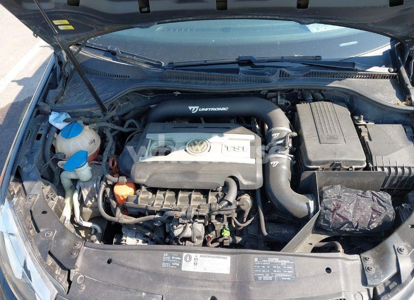 Photo 10 of 2011 Volkswagen Gti 4-DOOR AUTOBAHN (VIN WVWHV7AJ1BW067579)