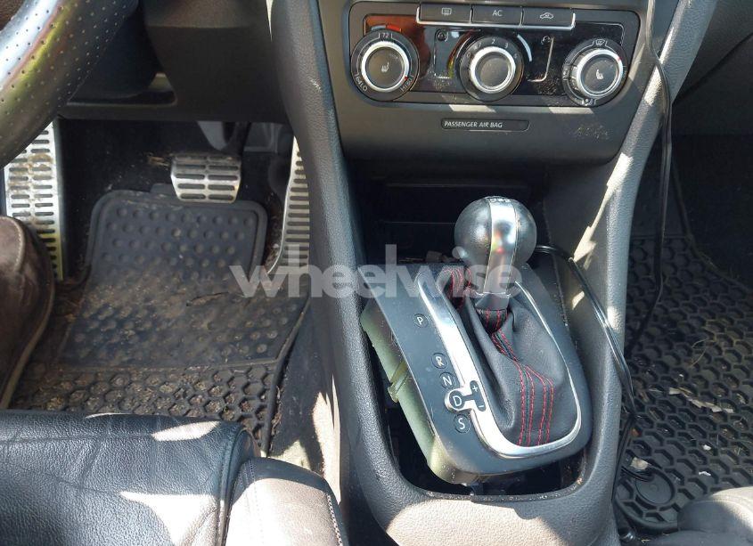 Photo 6 of 2011 Volkswagen Gti 4-DOOR AUTOBAHN (VIN WVWHV7AJ1BW067579)