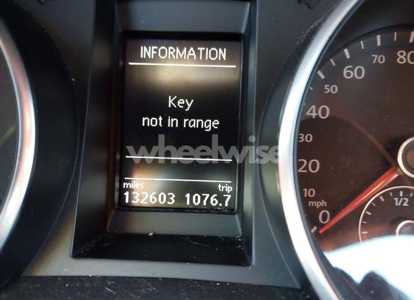 Photo 7 of 2011 Volkswagen Gti 4-DOOR AUTOBAHN (VIN WVWHV7AJ1BW067579)