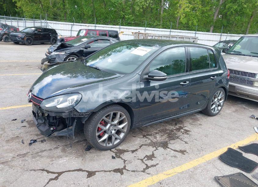 Photo 2 of 2013 Volkswagen Gti DRIVERS EDITION (VIN WVWHV7AJ8DW130180)