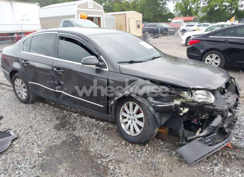 2008 Volkswagen Passat TURBO (VIN WVWJK73C08E215891) main photo