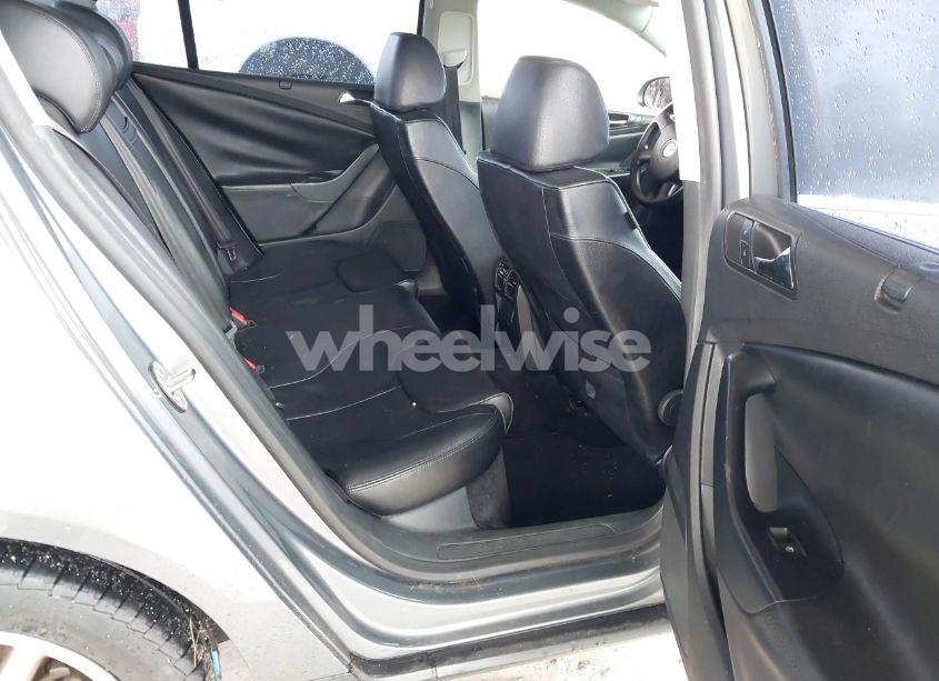 Photo 8 of 2008 Volkswagen Passat TURBO (VIN WVWJK73C18E227564)