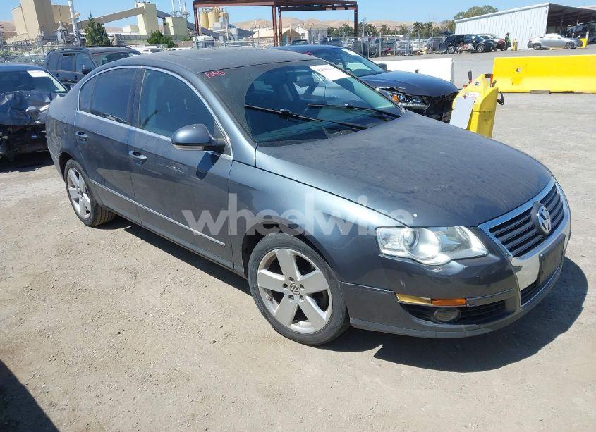 2009 Volkswagen Passat KOMFORT (VIN WVWJK73C79P058026) main photo
