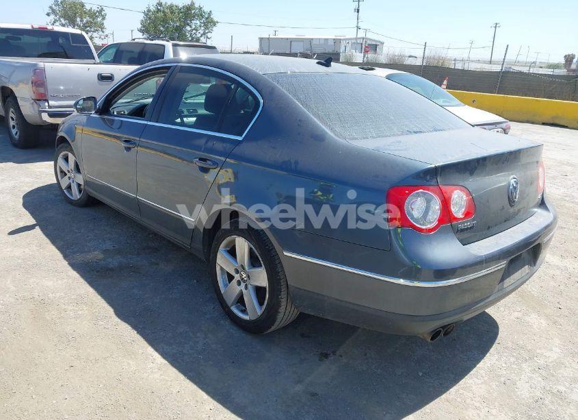Photo 3 of 2009 Volkswagen Passat KOMFORT (VIN WVWJK73C79P058026)