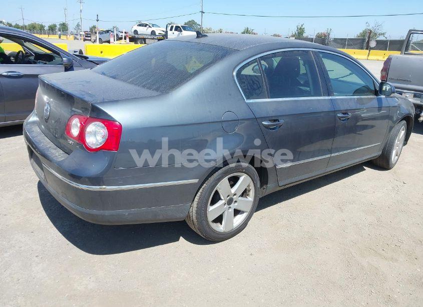 Photo 4 of 2009 Volkswagen Passat KOMFORT (VIN WVWJK73C79P058026)