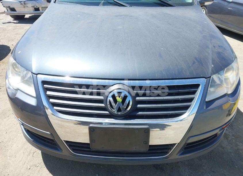 Photo 6 of 2009 Volkswagen Passat KOMFORT (VIN WVWJK73C79P058026)