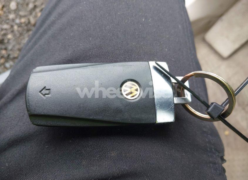 Photo 11 of 2010 Volkswagen Passat KOMFORT (VIN WVWJM7AN6AE154387)