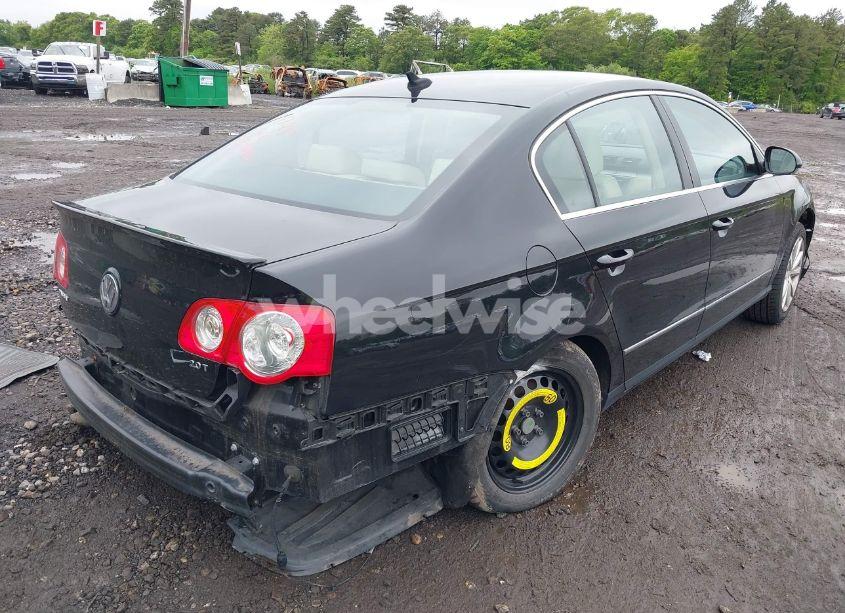 Photo 4 of 2010 Volkswagen Passat KOMFORT (VIN WVWJM7AN6AE154387)