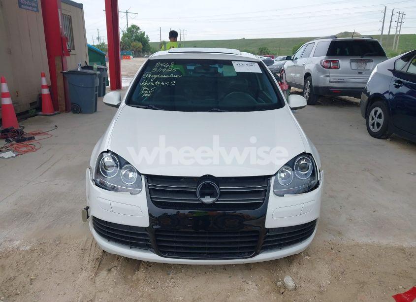 Photo 13 of 2008 Volkswagen R32 (VIN WVWKC71K38W158415)