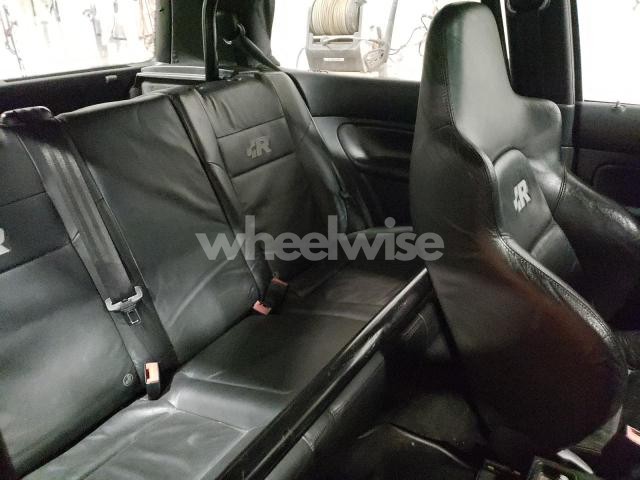 Photo 2 of 2004 VOLKSWAGEN R32 (VIN WVWKG61J94D075583)