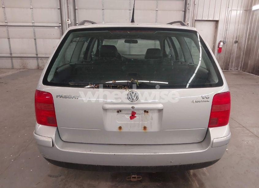 Photo 17 of 2001 Volkswagen Passat GLX (VIN WVWLH63BX1E033291)