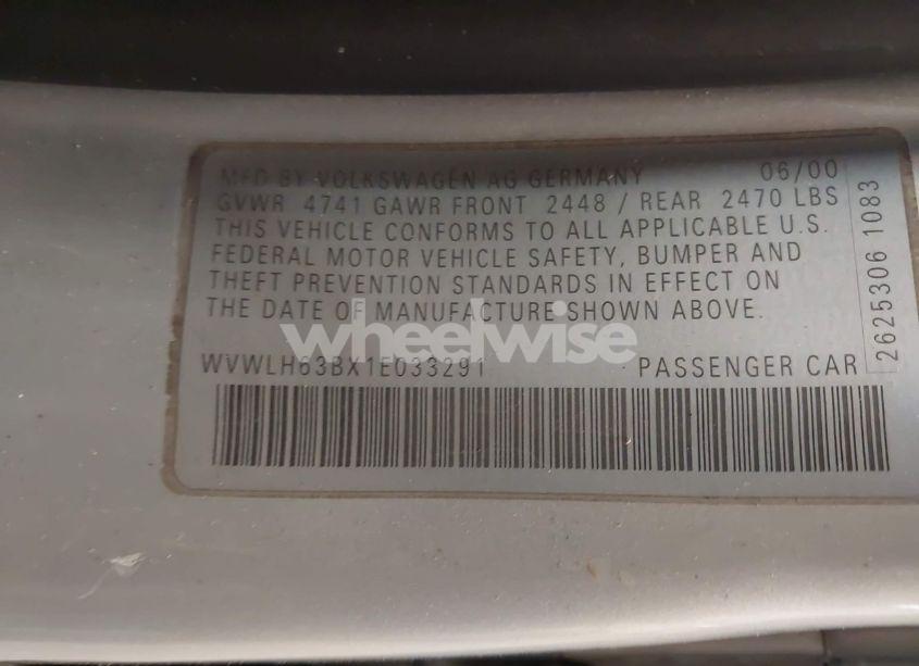 Photo 9 of 2001 Volkswagen Passat GLX (VIN WVWLH63BX1E033291)