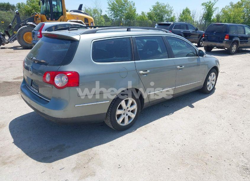 Photo 4 of 2007 Volkswagen Passat 2.0T (VIN WVWLK73C07E004293)